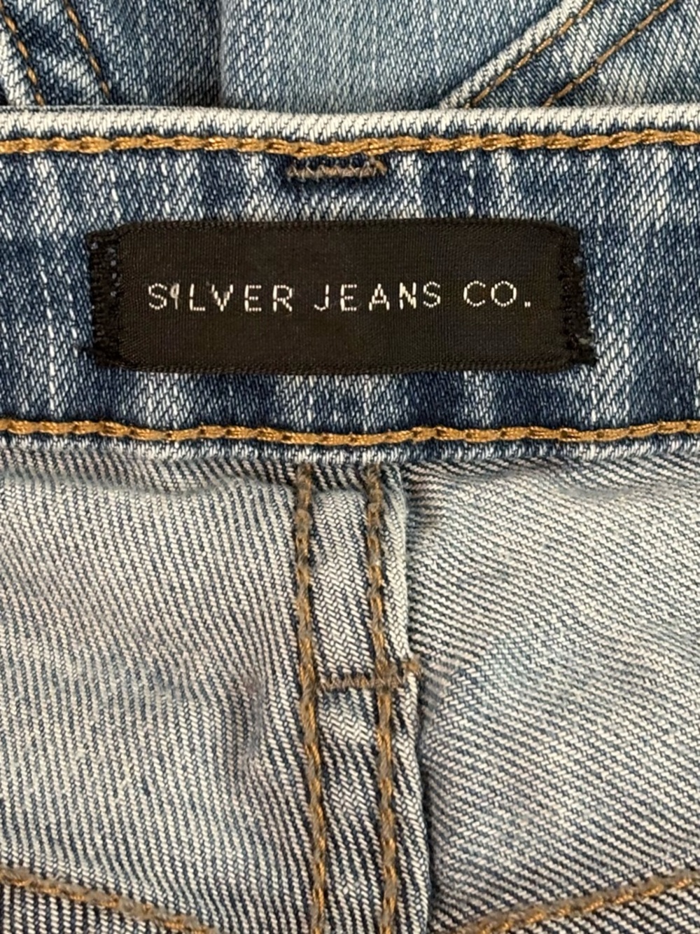Silver Jeans Co Women 26 Blue Beau Tapered Girlfriend Distressed Mid Rise Denim - Picture 7 of 9